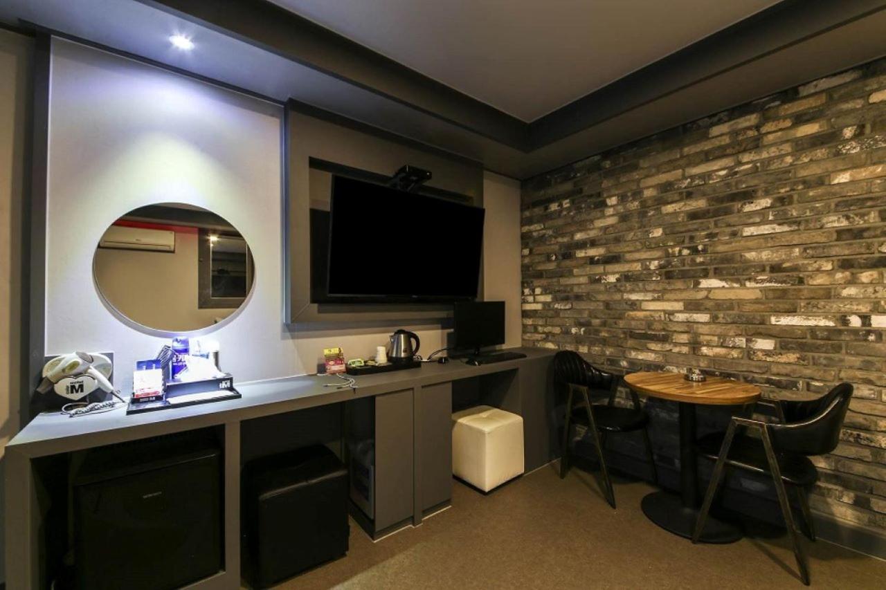 Amor Hotel Gimhae Bagian luar foto